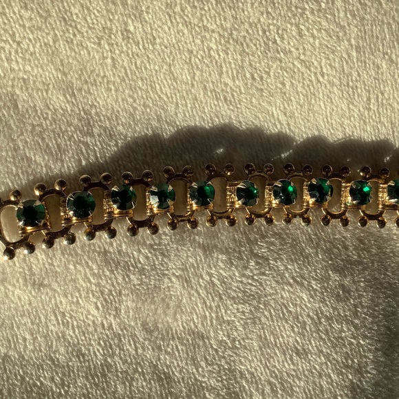 Vintage Goldtone Coro Bracelet - Picture 1 of 9